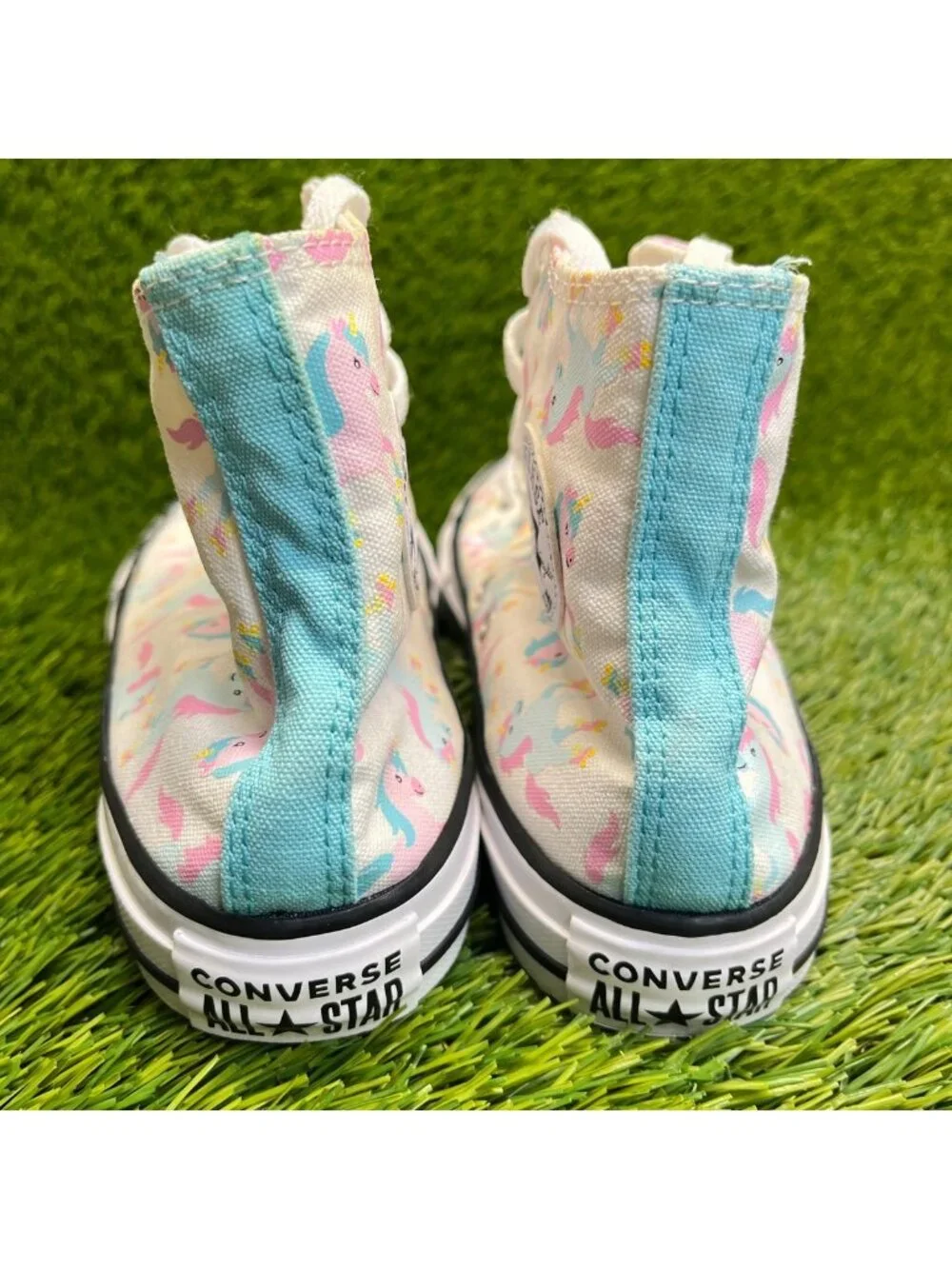 Converse Chuck Taylor All Star High Girls Size 6Y White Athletic Shoes Sneakers